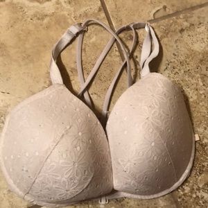 Victoria’s Secret push-up bra